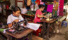 Sewing machines. Myanmar, Nyaung Shwe, Lago Inle. Photo by Jose Manuel Casado Sanchez/ Creative commons via Flikr