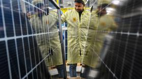 INDIA-ADANI-ENERGY (Photo by PUNIT PARANJPEAFP via Getty Images)