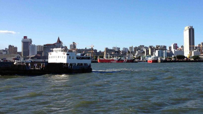 View of Maputo, Mozambique. Photo credit: Gustavo Sugahara via Wikimedia Commons, CC BY 2.0.