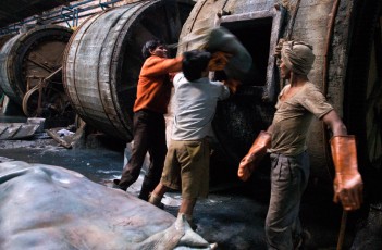 FINAL for Consilience Workers at one of Kanpur's four hundred tanneries, the city's primary industry, load hides into well-used tumblers. Treating leather in this manner is a multi-step process requiring chemicals such as chronium and copious amounts of water. After the water is used, and thus highly polluted to human and animal use, it is more often than not piped back to the Ganges without any treatment. DRAFT Workers at one of Kanpur's 400 tanneries, its primary industry, load hides into well-used tumblers. Treating leather is a multi-step process often requiring exposure to chemicals such as chronium, Y, and Z. At the same time, however, - working at the tanneries offers a better wage than working as a farmer. What is the average wage in India? What is the wage at the tanneries? How many people have migrated from the country to the cities? What effect has this had on India? Growth rate? Slums? Overpopulation?? What are the effects of these chemicals from tanning leather? Are these chemicals allowed in the US? What other kinds of jobs do Indians do that are dangerous? Where do these hides go? Are they exported to the U.S. ??? If so maybe you could even take a picture of someone wearing one, that would really bring the connection home Location: - Links: -