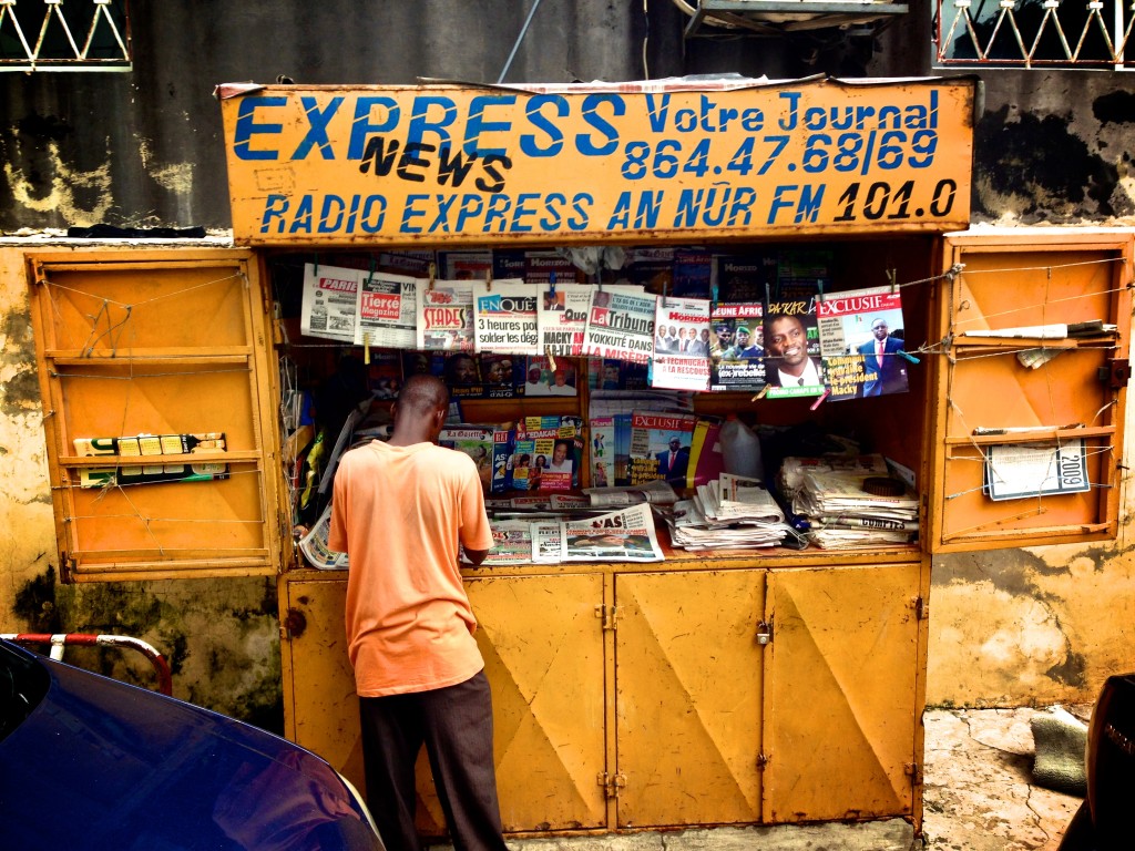 Senegal - Firms - Newsstand